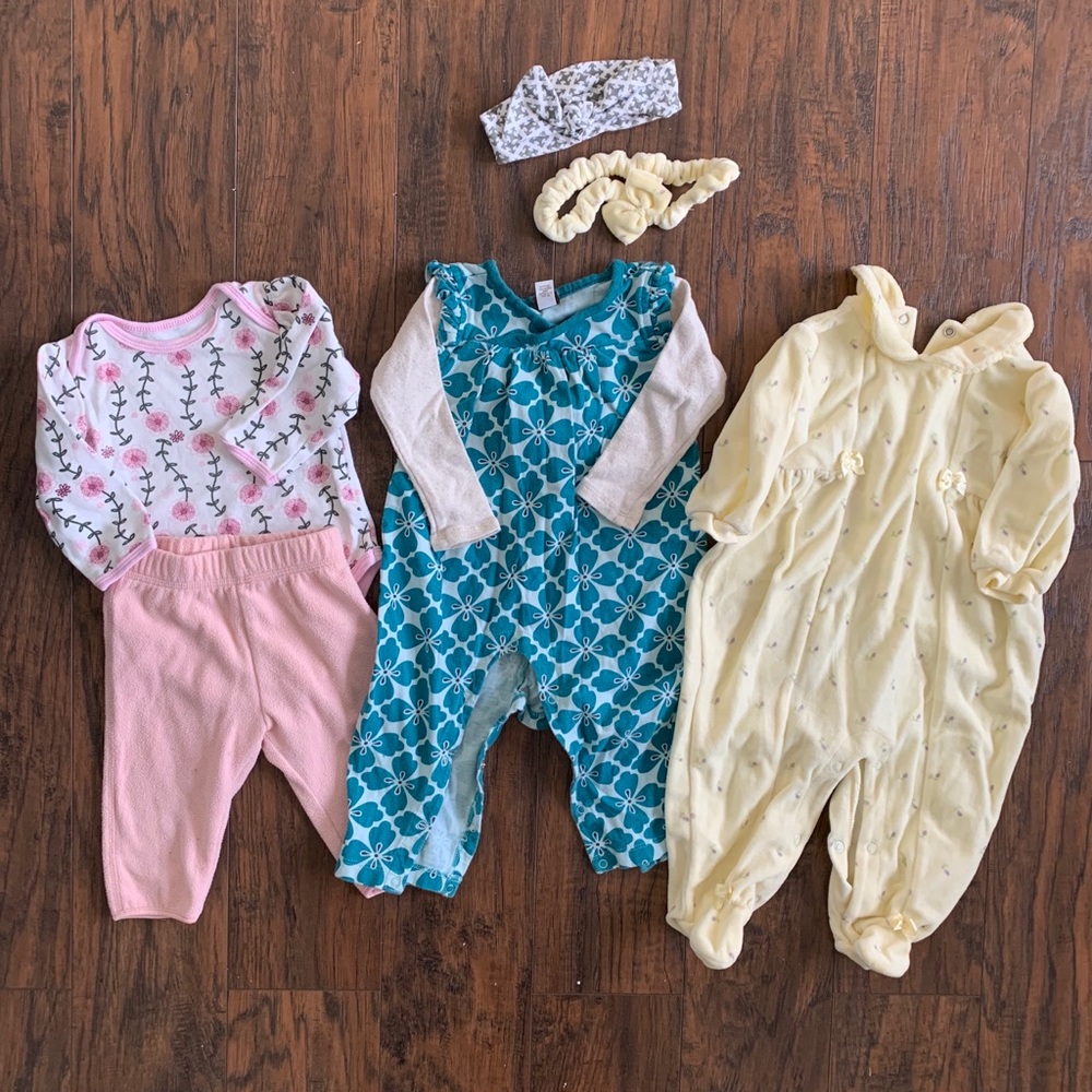 Baby girl floral patterns bundle 4-8 months